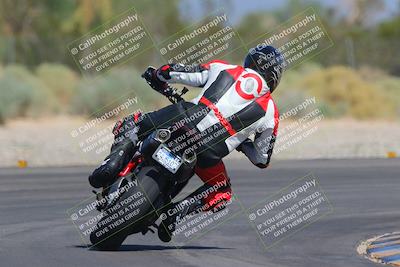 media/Sep-25-2023-Moto Forza (Mon) [[81ffa65e0a]]/B-C Group/Session 4 (Turn 2 Backside)/
